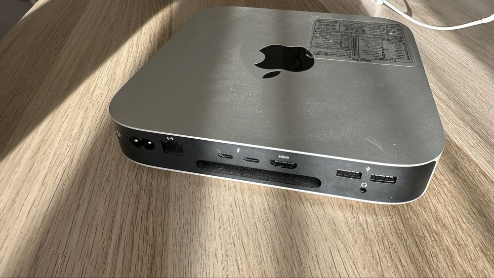 Mac mini M1 — 8GB RAM / 256GB SSD — Muito bom estado