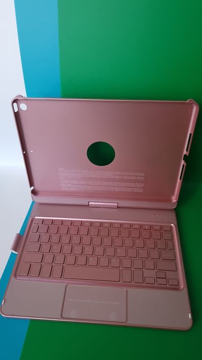 Etui z klawiaturą i touchpadem do iPada 10.2" (8. i 9. generacji) – ró