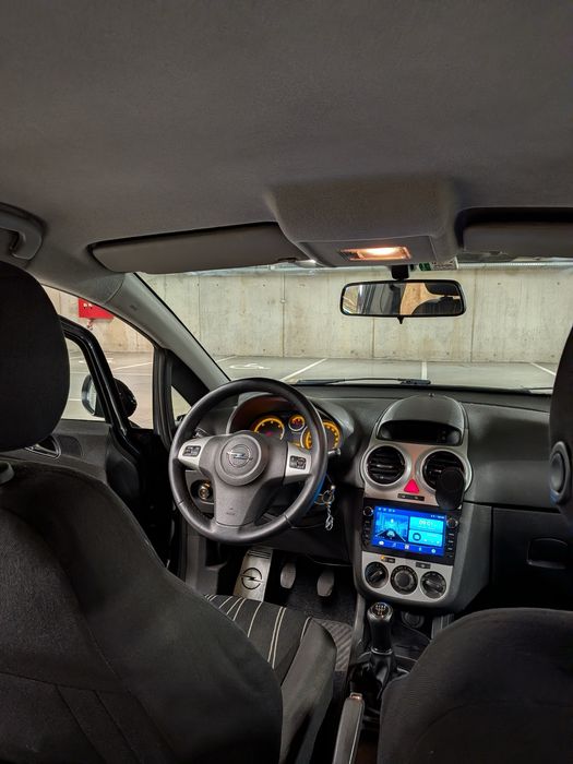 Opel Corsa 1.3 CDTI 75cv — photo 2