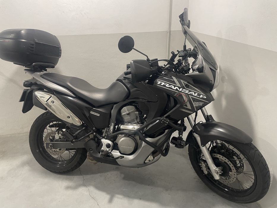 Honda transalp 700