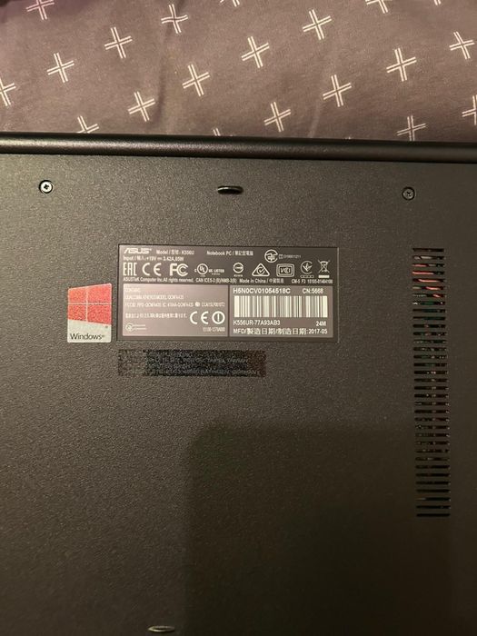 portátil é um ASUS X556UR