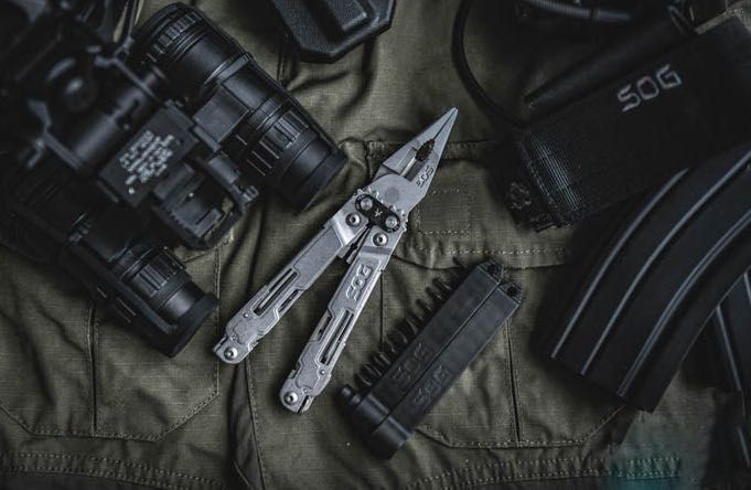 Новий багатофункіональний інструмент Мультитул SOG PowerAccess Deluxe Fabric Sheath + Hex Bit Kit