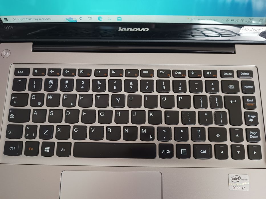 Laptop Lenovo Ideapad U310 Intel Core i7, 4GB ram 442GB SUPER STAN!!