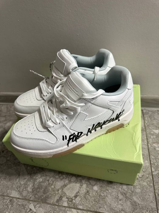 Off-White Out Of Office "For Walking"