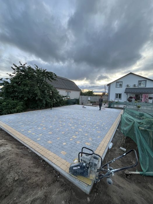 Тротуарна плитка продаж-встановленя