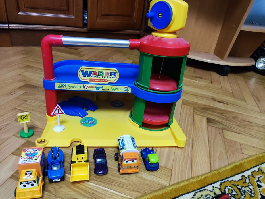 Автомийка двоповерхова для різноманітних машин