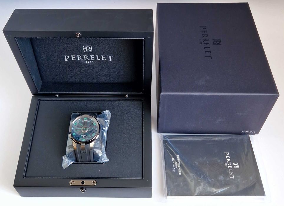 Perrelet Turbine XL A1050/3