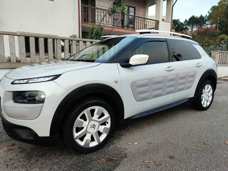 Citroën C4 Cactus 1.2 PureTech Rip Curl