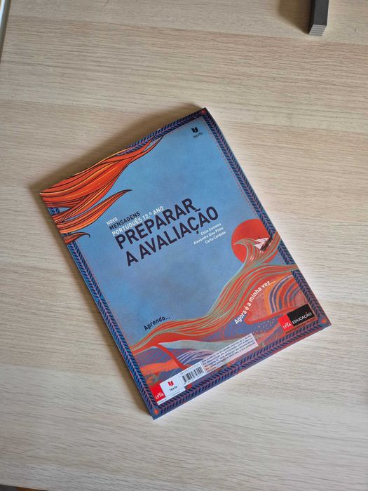 Livro de exercícios português 12°