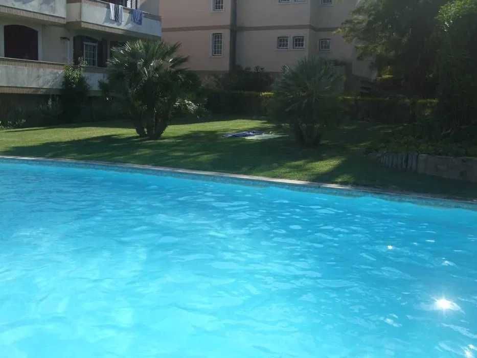 Fantástico T1 Soltroia c/ Piscina e Parqueamento