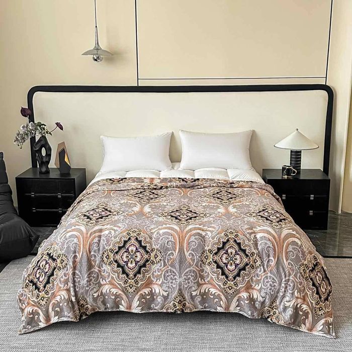 Плед—покривало на кровать Флис мягкий приятный к телу