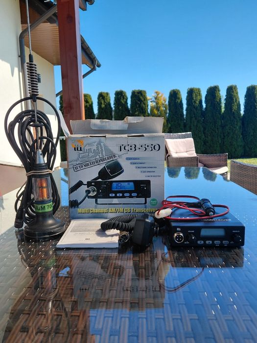 Sprzedam CB Radio TCB-550 komplet