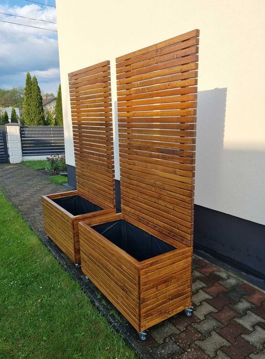 Nowoczesna donica balkonowa z pergolą skrzynia pergola balkon ogród