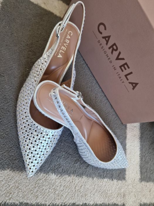 Piękne buty CARVELA