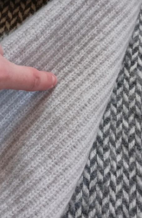 Sweter kaszmir Cos