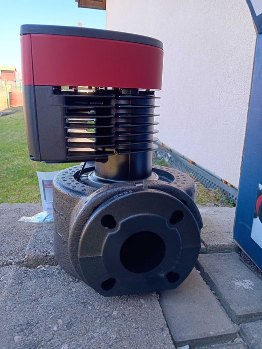 Pompa grundfos magna 3