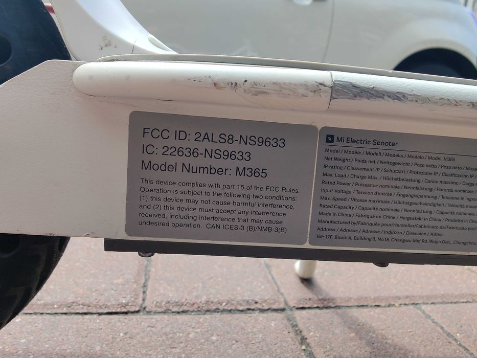 Електросамокат Xiaomi Mi Electric Scooter M365 White (Європейська версія) оригінал