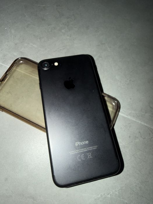 Iphone  7 czarny super stan.