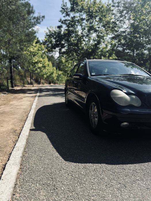 Carrinha Mercedes Benz C220 CDI
