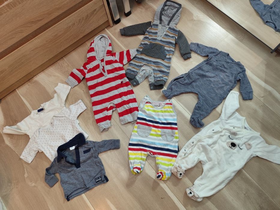Zestaw ubrań dla chłopca rozm. 56+ 50+62