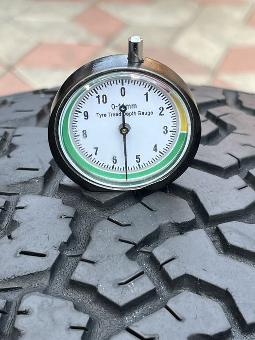 Шини 215/70 R16 A/T болотяна