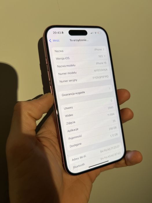 Iphone 16 różowy 256 GB