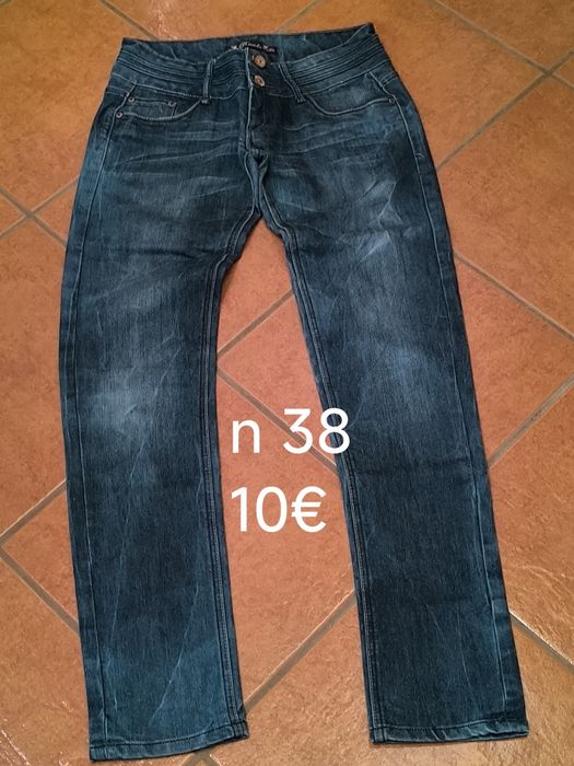 Varios modelos, varias calças
