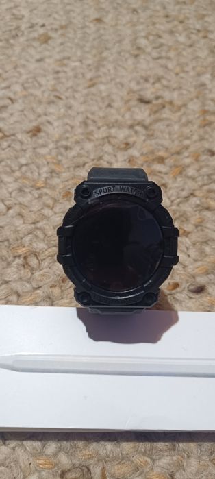 Sprzedam zegarek.