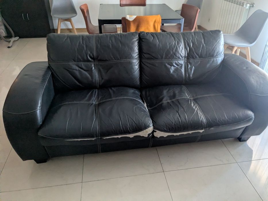 Sofa de dois lugares