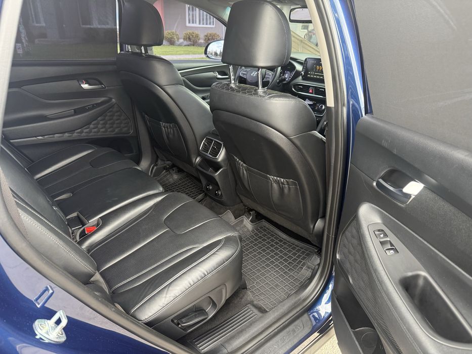 Продам шикарный SantaFe сама, полная комплектация , дизель 2.0