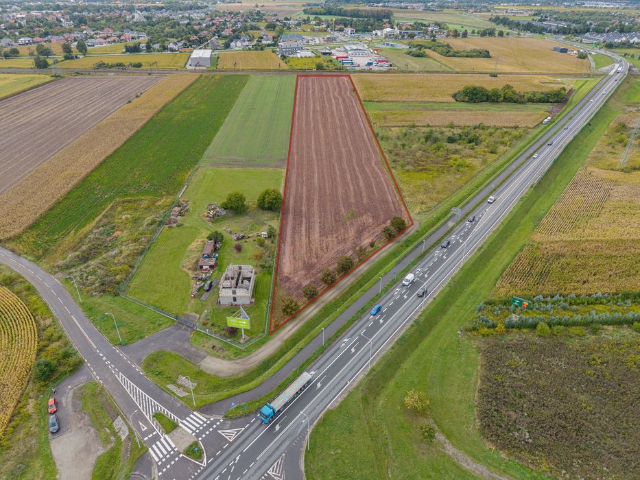 Działka inwestycyjna 1,95 ha – Iwiny, granica Wrocławia, strefa gospodarcza