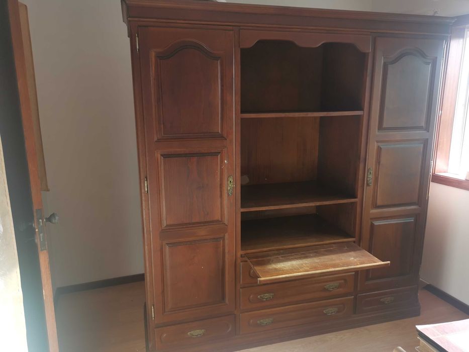 Móveis em bom estado