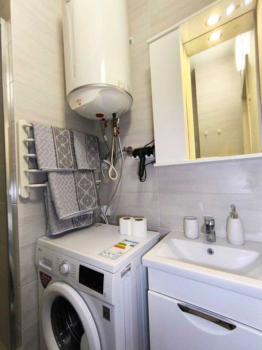 Подобово світла студія ЖК Комфорт Таун Соборності Лівобережна Дарниця