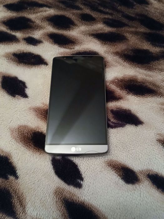 Телефон флагман lg g3 d 855