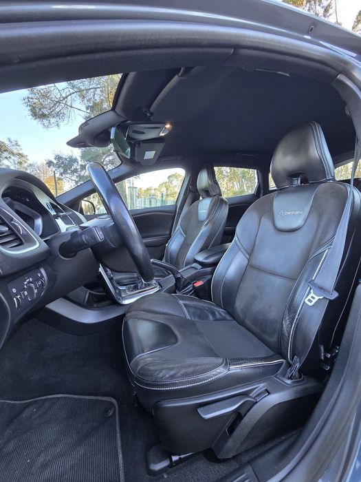 Volvo V40 D2 1.6 115cv R-Design