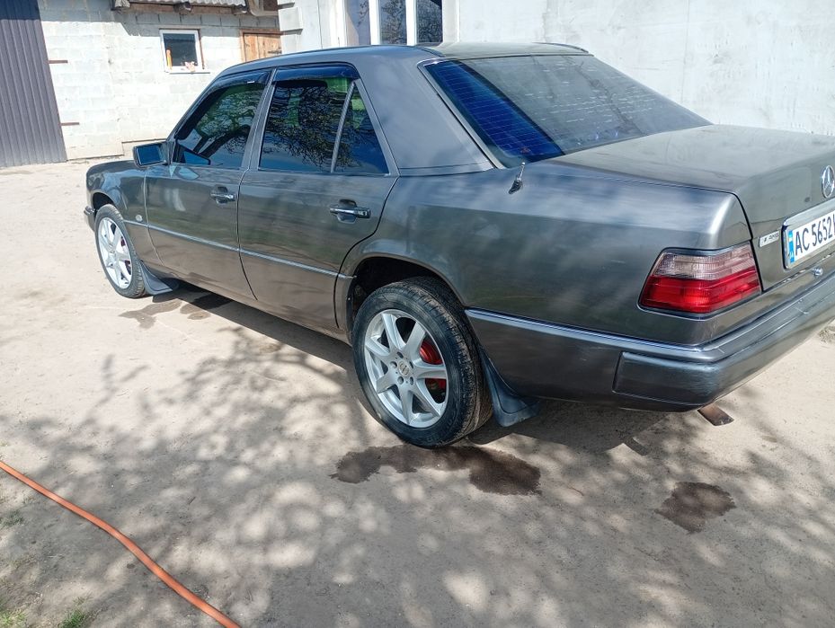 Продам або обмін Мерседес 124