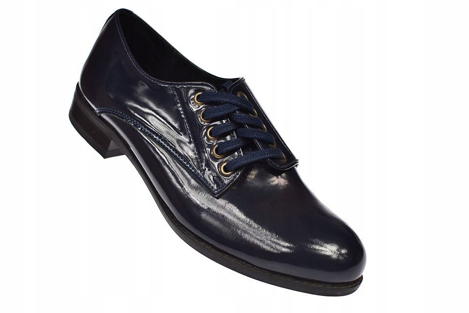 Półbuty damskie skórzane lakierowane Polskie r. 37