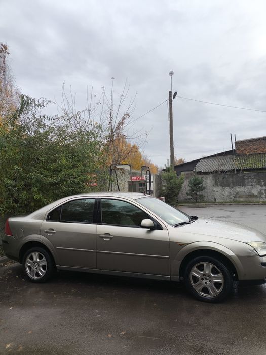 Форд мондео стан гарний