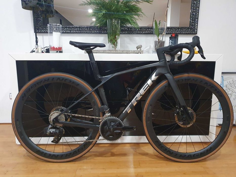Trek Madone SL6 AXS Gen 8 Powermeter