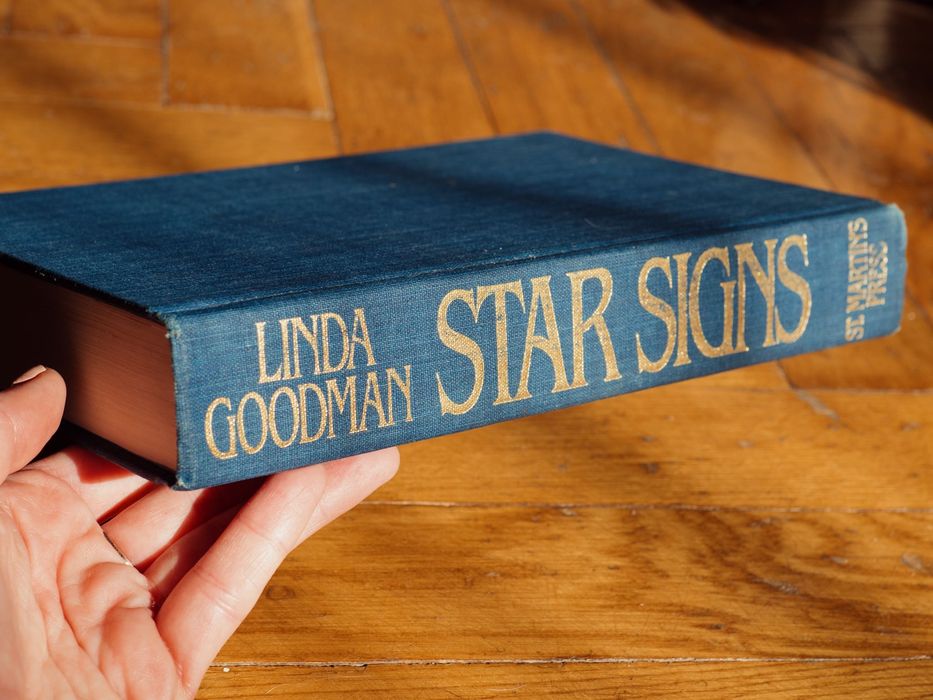 Linda Goodman's Star Signs: The Secret Codes of the Universe, 1987
