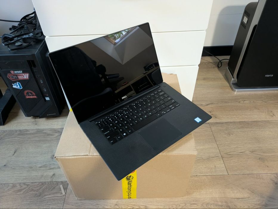 DELL XPS 15 9560 i7-7700HQ NVIDIA GTX 1050 16GB 512 SSD dotykowy ekran 4K