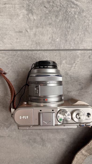Olympus PEN E-PL 9