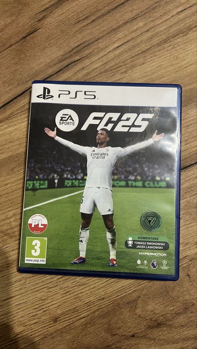 Gra FC25 na PS5 wersja PL