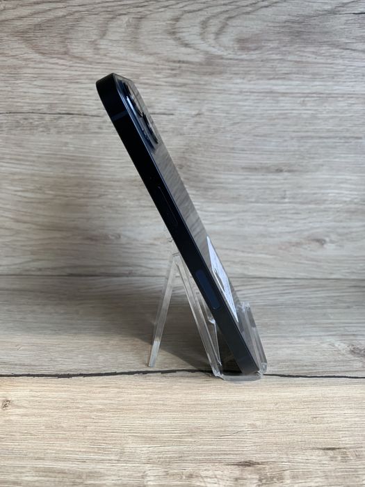 iPhone 13 128Gb официальная гарантия до 15 марта 2026 года.