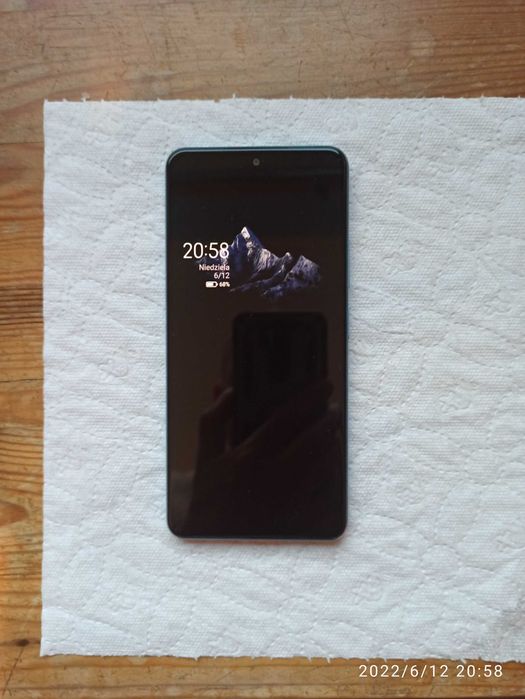 Poco f3 w pełni sprawny.