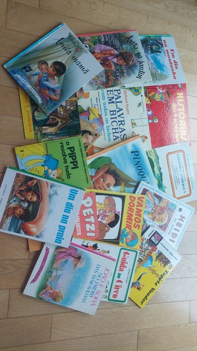 Livros infantis dos anos 80. Bom estado de conservação.
