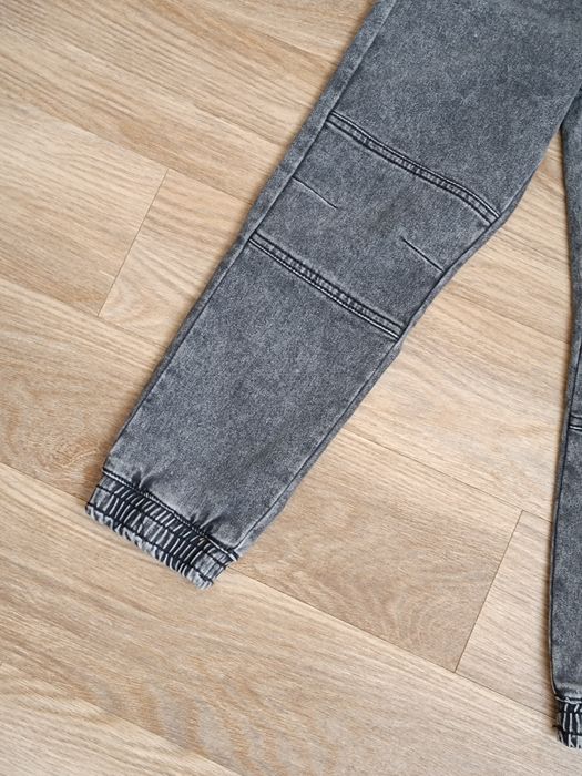 Стильні джинси jogger на хлопчика 9 р. 134