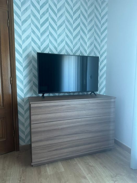 Quarto Antarte (cama e cómoda)