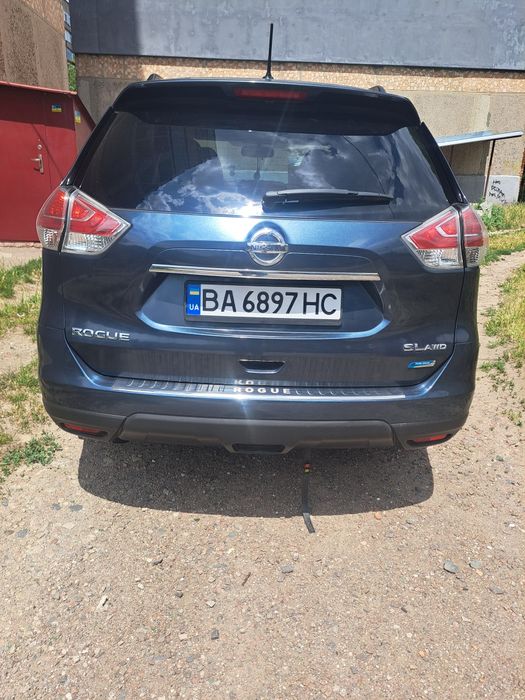 Продам Nissan Rogue - SL .