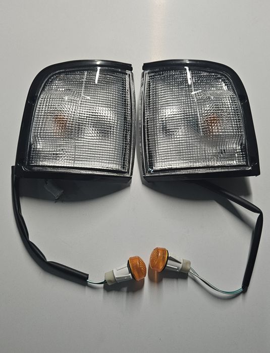 Piscas novos Opel Frontera A